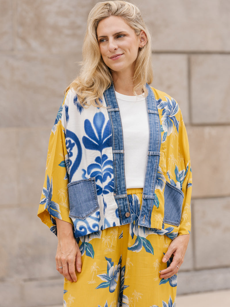 Karol Cardigan – Post Office by Shannon Passero