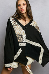 Nicole V-neck Pullover