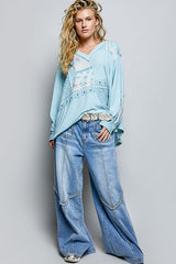 Nicole V-neck Pullover