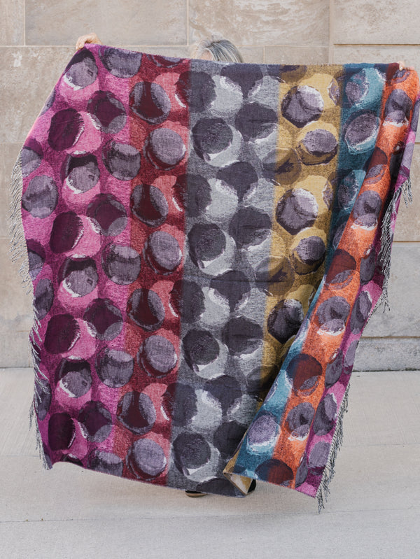 Water Dot Throw