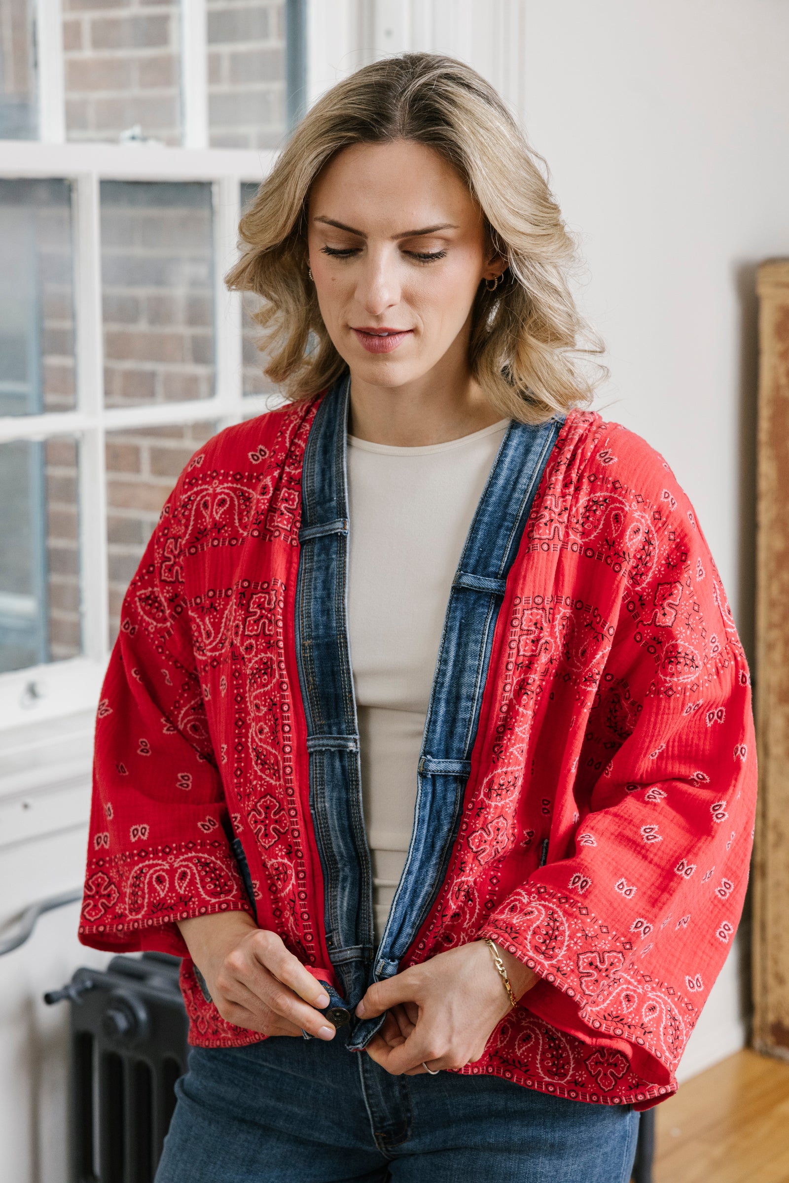 Bandana Short Kimono – Post Office by Shannon Passero