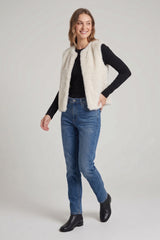 Tori Vest