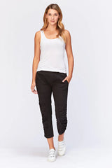 Jetter Crop Legging