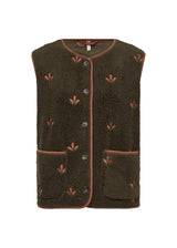 Lisa Vest