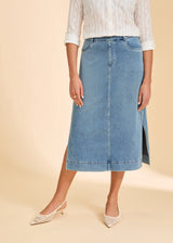 Pull-on Skirt with Slits