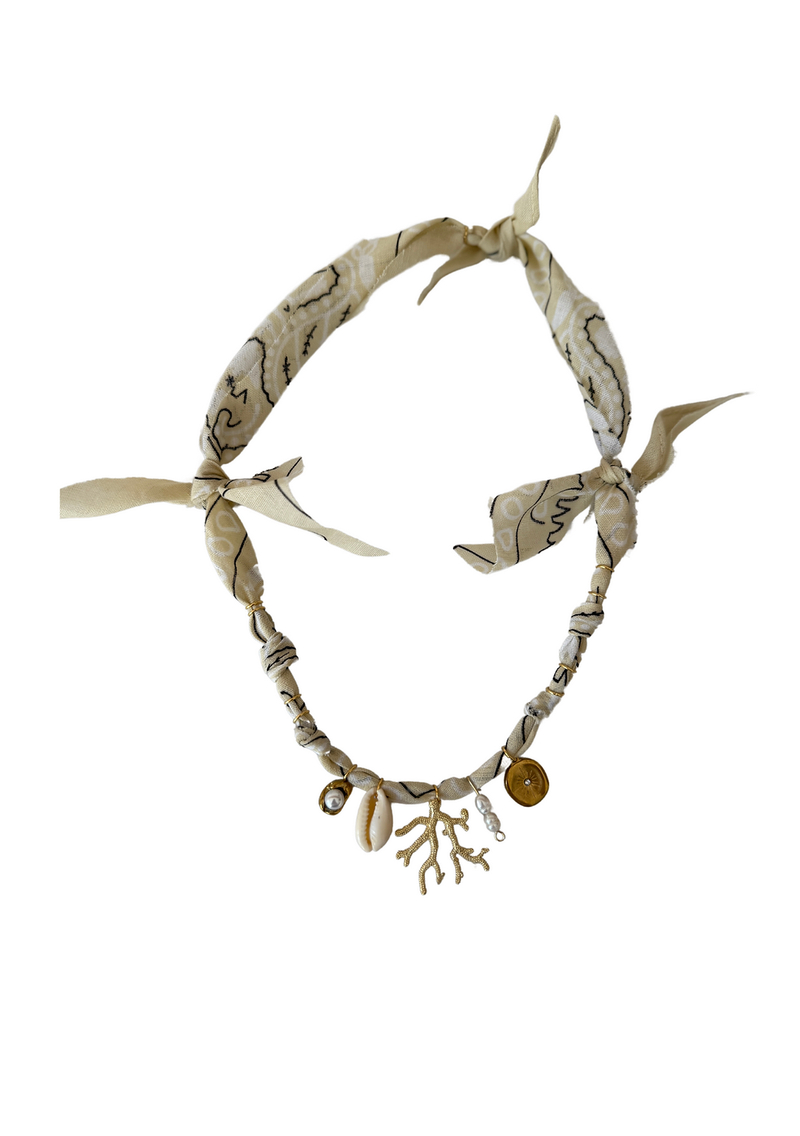 Golden Fluo Nude Coral Necklace