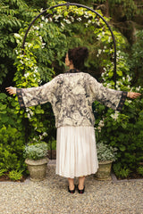 Honey & the Moon Crop Kimono
