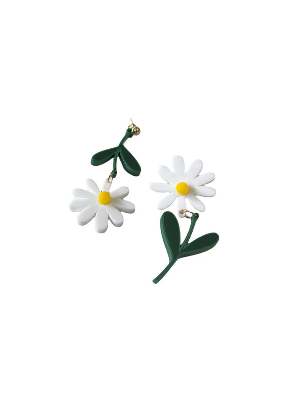 Oopsy Daisy Earrings