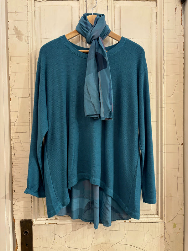 Gemma Top w/ Scarf