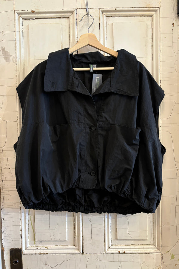 Arlie Cargo Vest