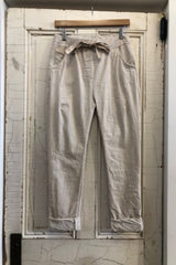 Ezzee Pant
