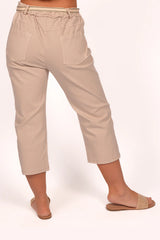 Capri Pants w/ Belt