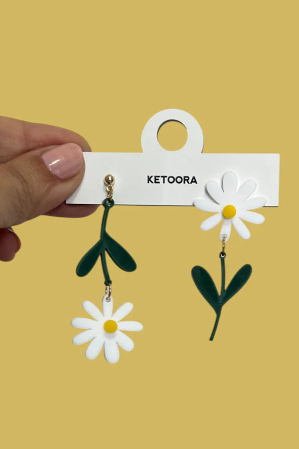 Oopsy Daisy Earrings