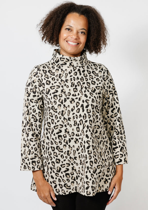 Tracey Pullover