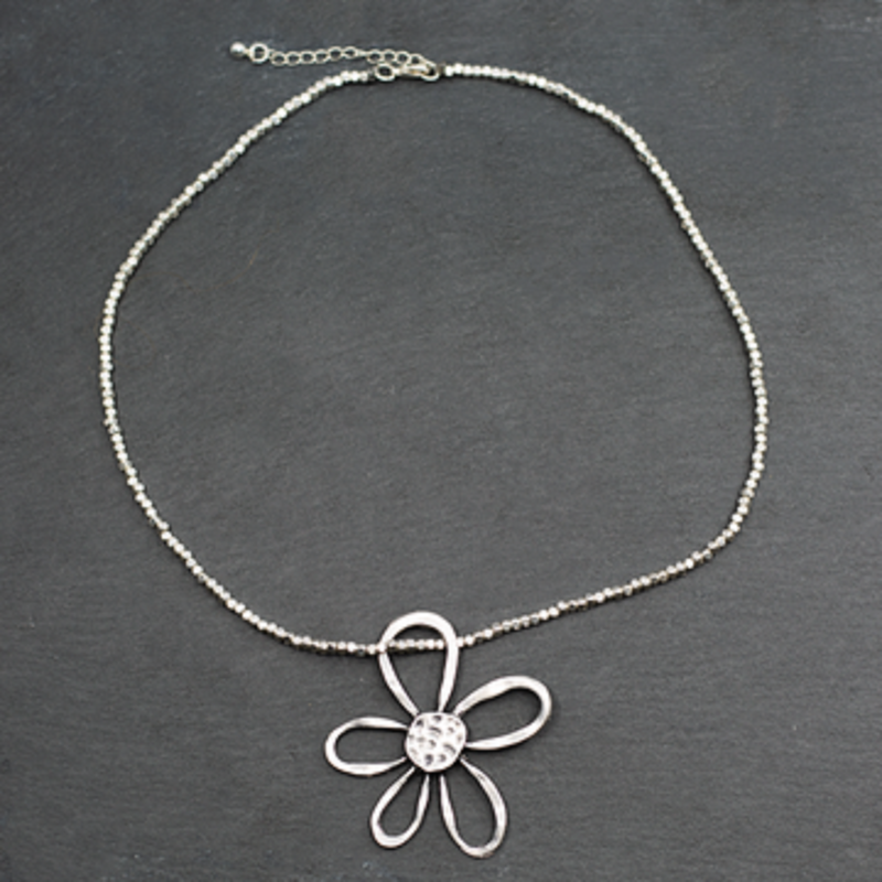 Open Flower Necklace