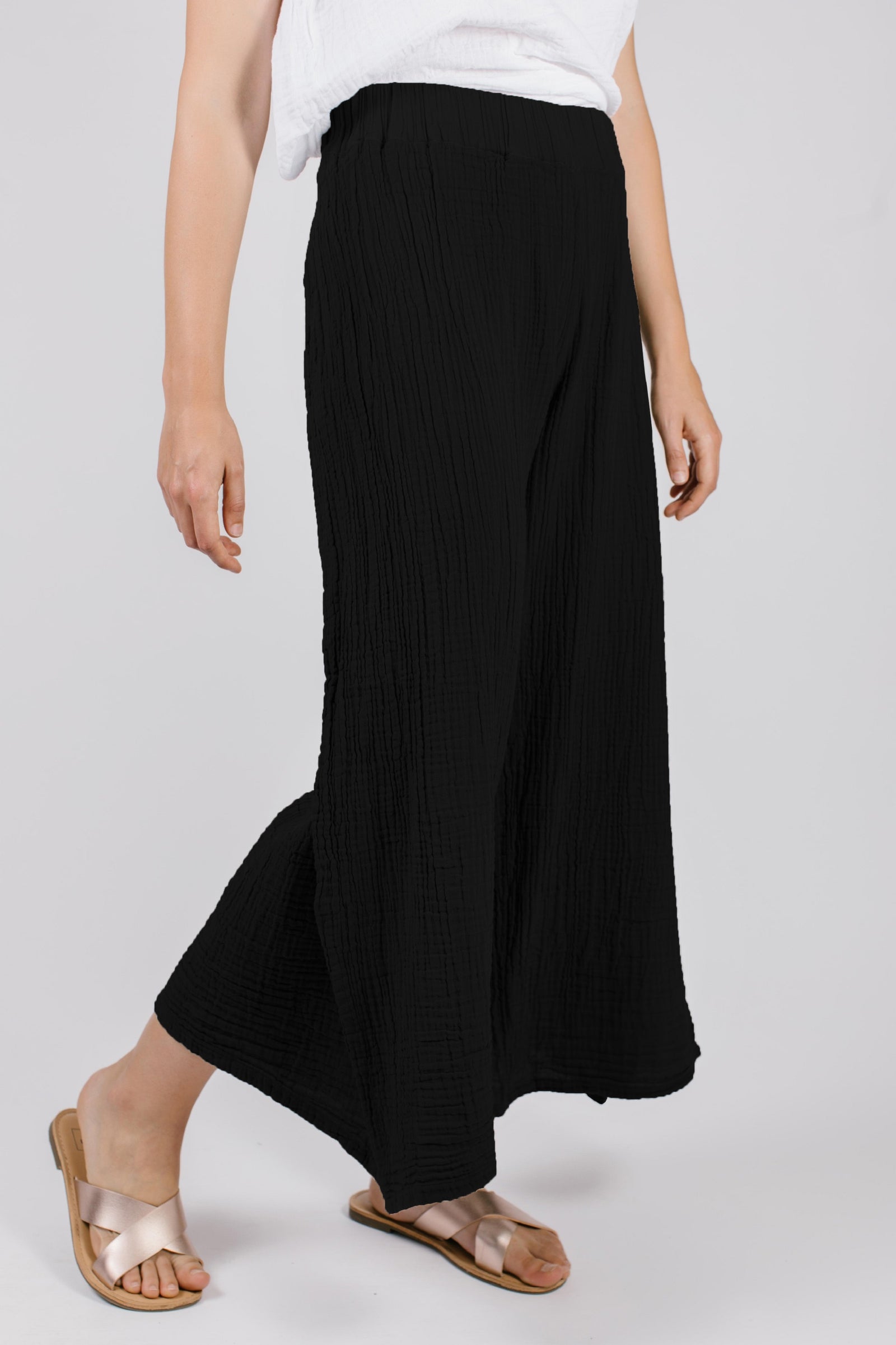 パンツ SOSNOVSKA FLORAL WRAP FRONTO PANTS WIDE LEG BORDER WRAP PANT - WHITE FLORAL – Rewash Brand